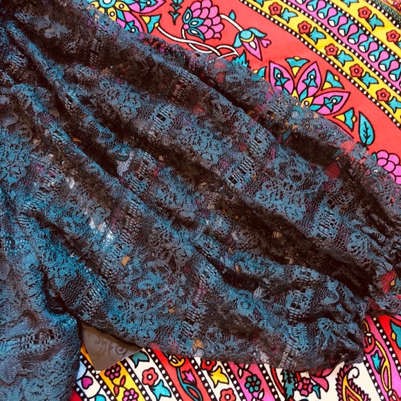 My Michelle Gray Lace Dress - Picture 3 of 8